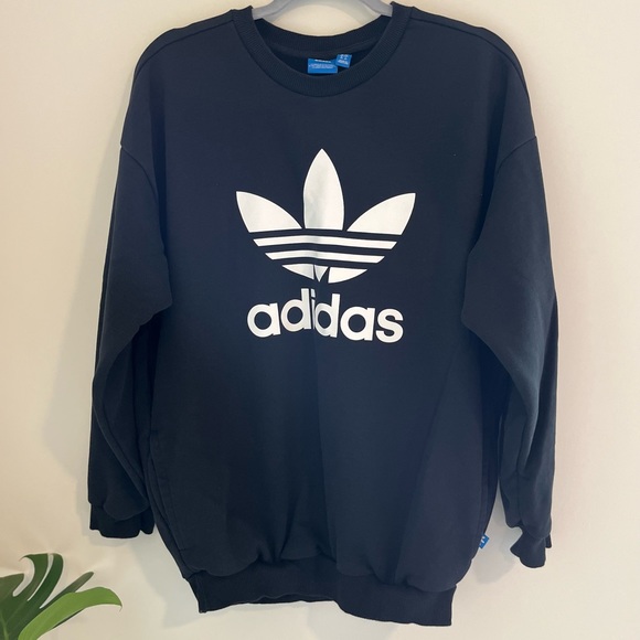 Adidas Crewneck Sweatshirt With Pockets Size Medium - Picture 1 of 3